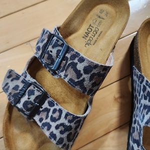NAOT womens sandals size 40